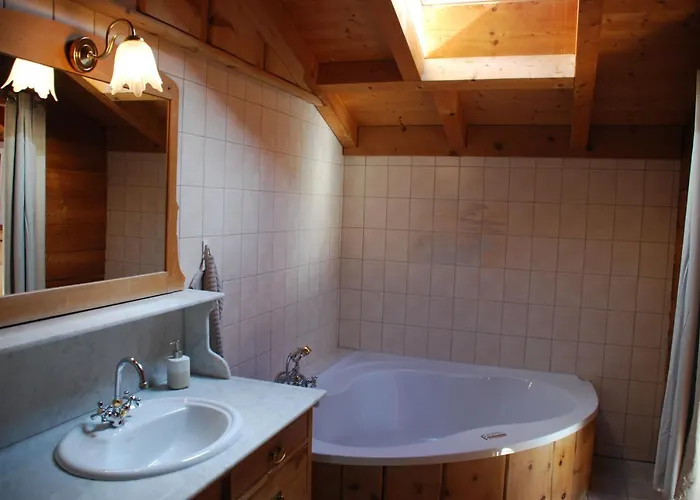 Edelweiss - Verbier, Mountain Views, Jacuzzi! Alpstuga *