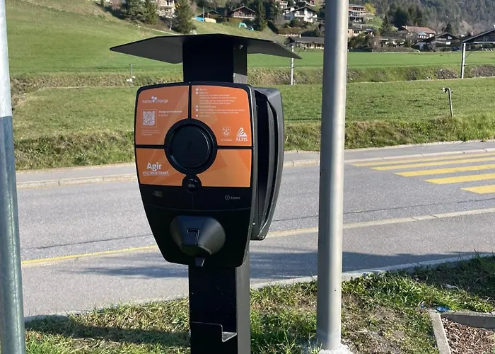 Edelweiss - Verbier, Mountain Views, Jacuzzi! *