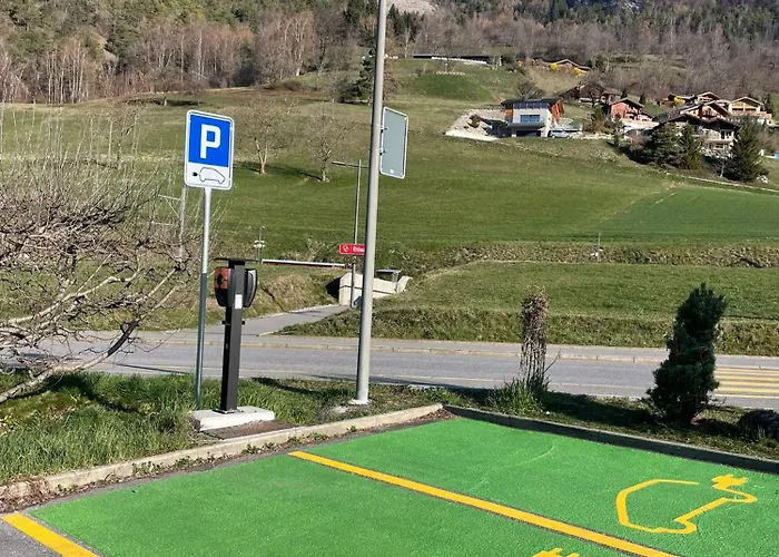 Edelweiss - Verbier, Mountain Views, Jacuzzi! * Volleges