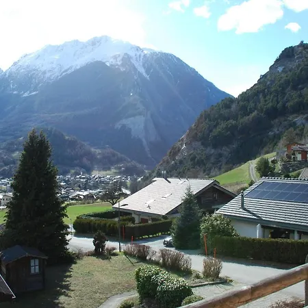 בקתה Edelweiss - Verbier, Mountain Views, Jacuzzi!
